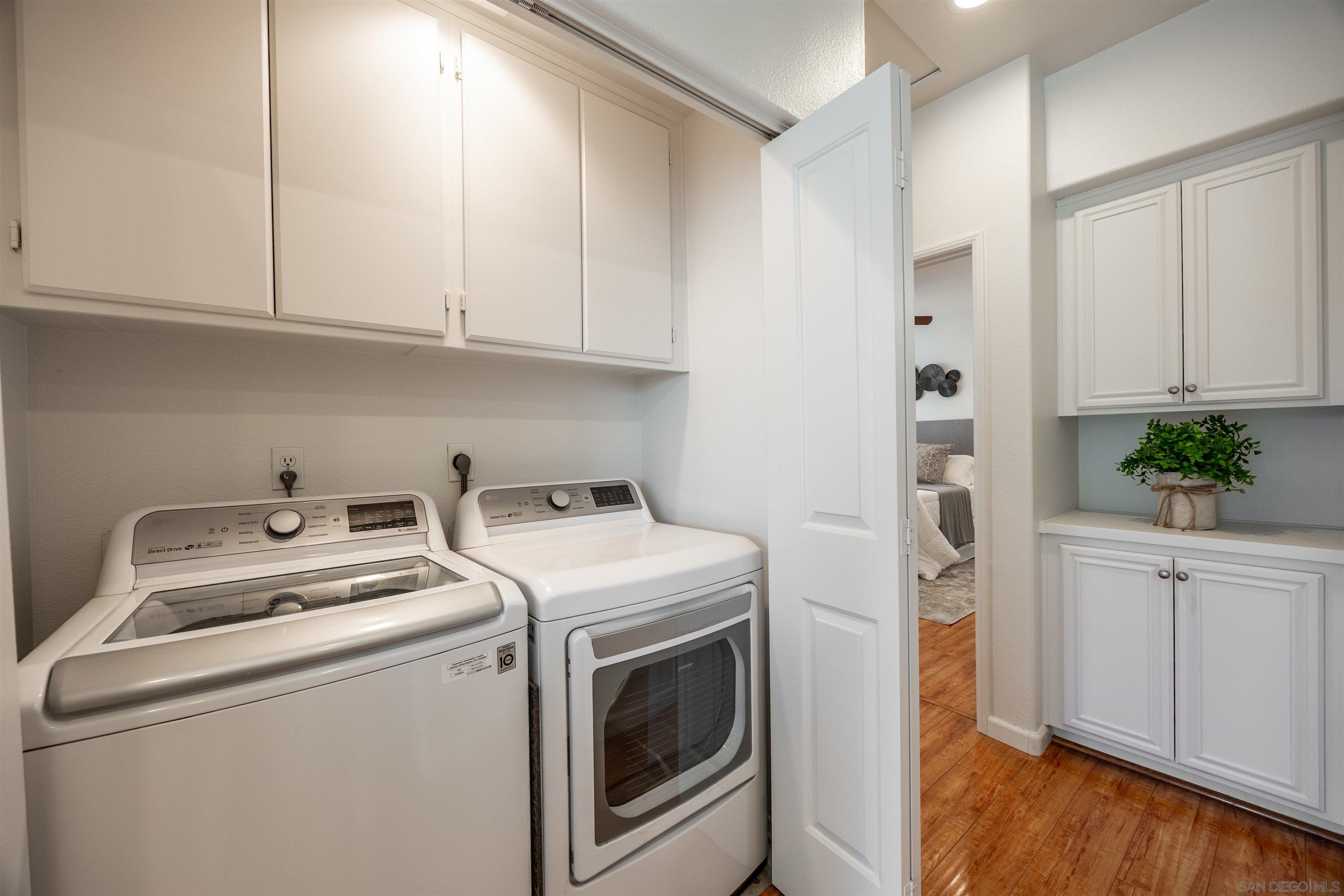 Detail Gallery Image 23 of 28 For 12003  World Trade Dr  #1,  San Diego,  CA 92128 - 2 Beds | 2 Baths