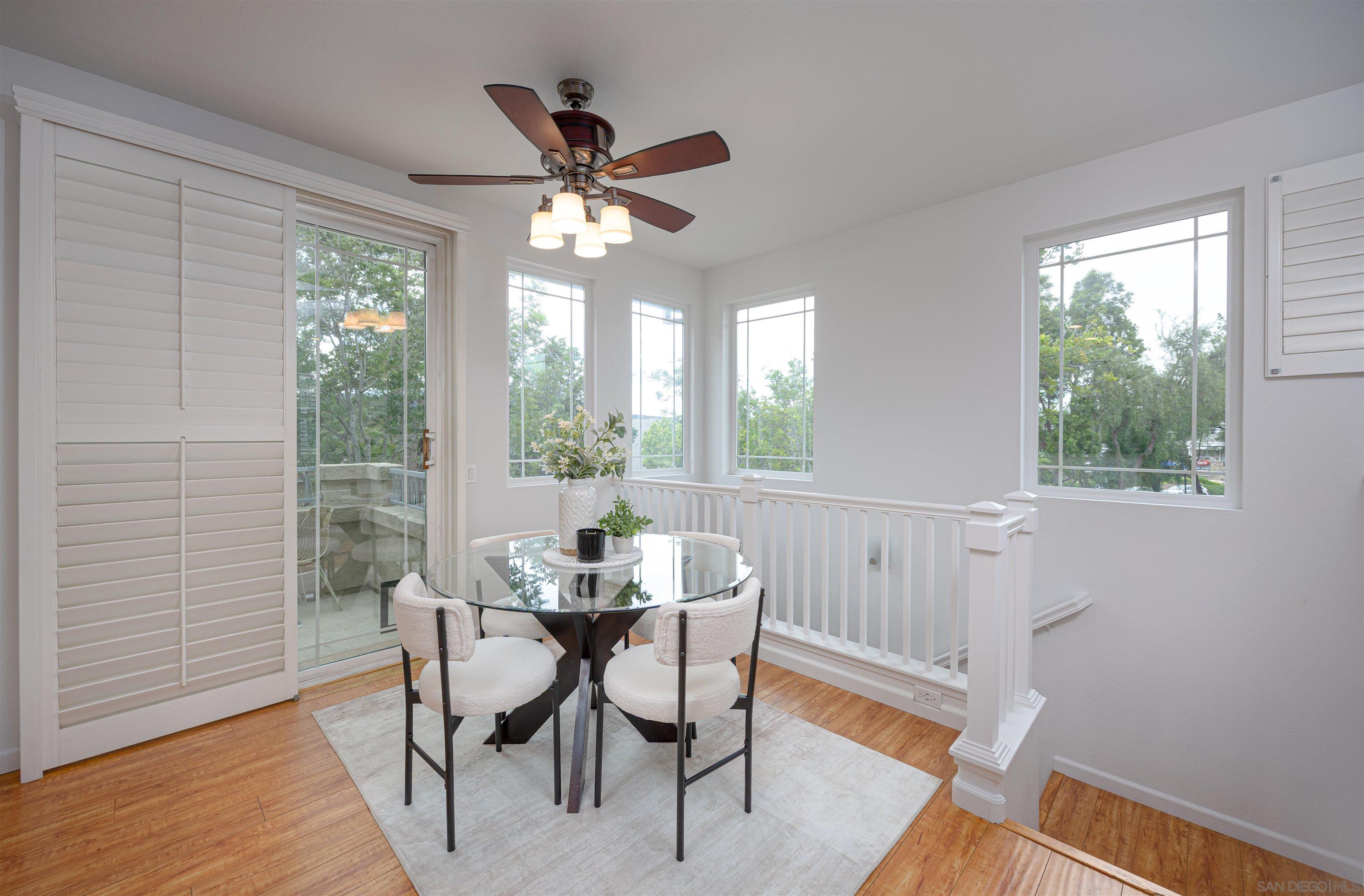 Detail Gallery Image 10 of 28 For 12003  World Trade Dr  #1,  San Diego,  CA 92128 - 2 Beds | 2 Baths