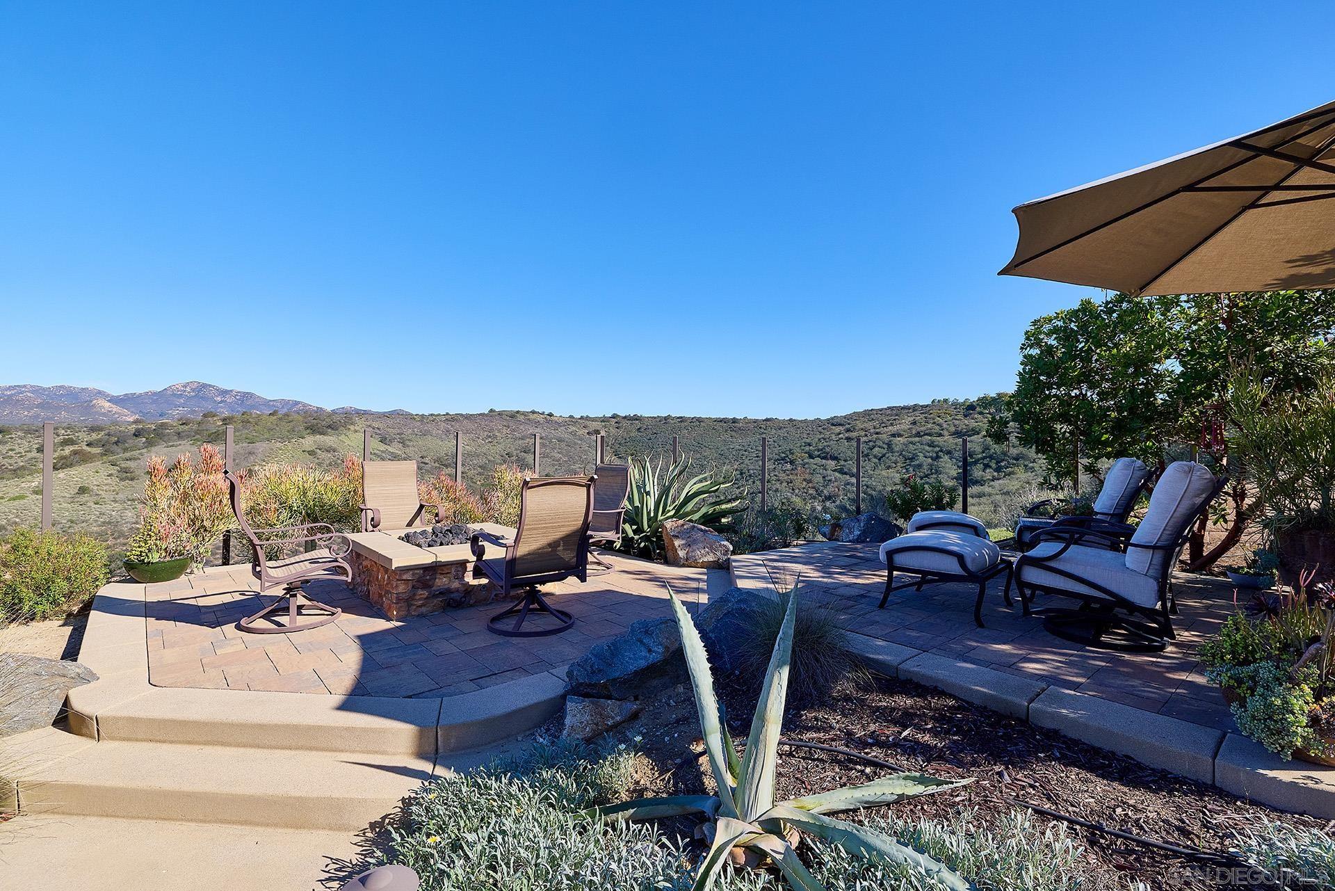 Detail Gallery Image 35 of 45 For 15792  via Santa Pradera, San Diego,  CA 92131 - 6 Beds | 5/1 Baths