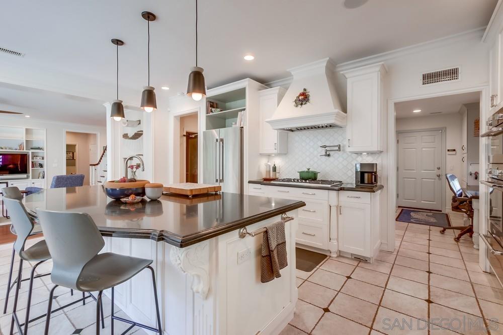 Detail Gallery Image 12 of 57 For , San Diego,  CA 92131 - 4 Beds | 3/1 Baths