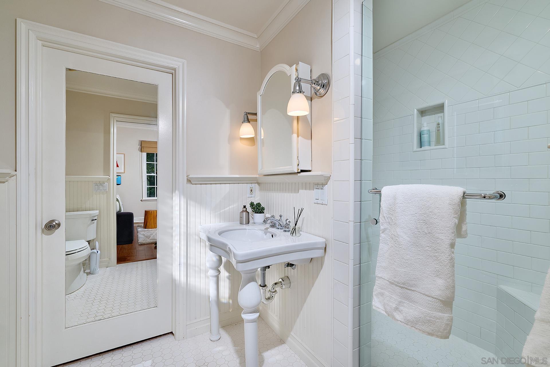 Detail Gallery Image 20 of 52 For 10154  Pinecastle St, San Diego,  CA 92131 - 4 Beds | 3/1 Baths