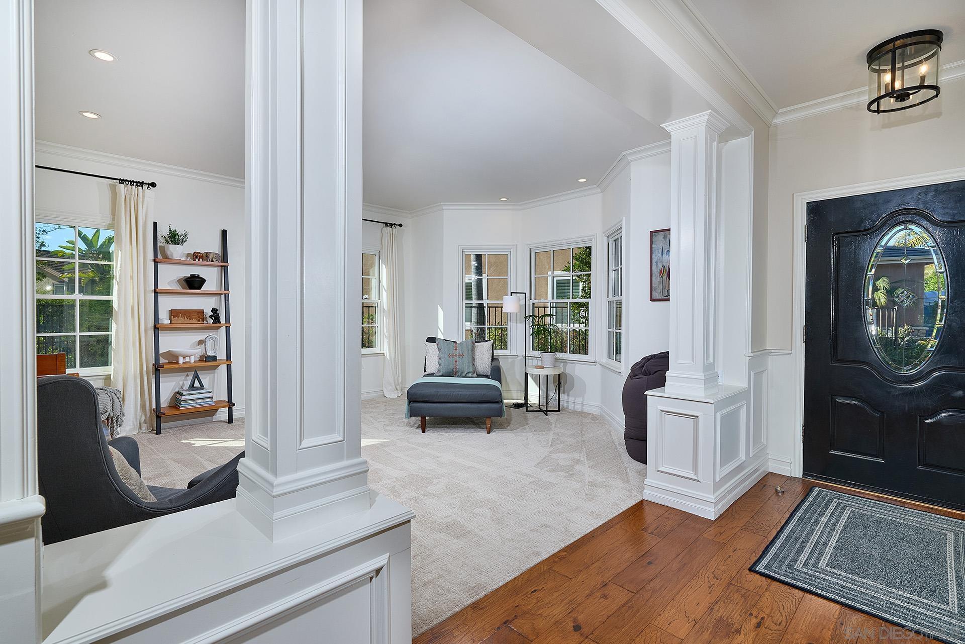 Detail Gallery Image 3 of 52 For 10154  Pinecastle St, San Diego,  CA 92131 - 4 Beds | 3/1 Baths