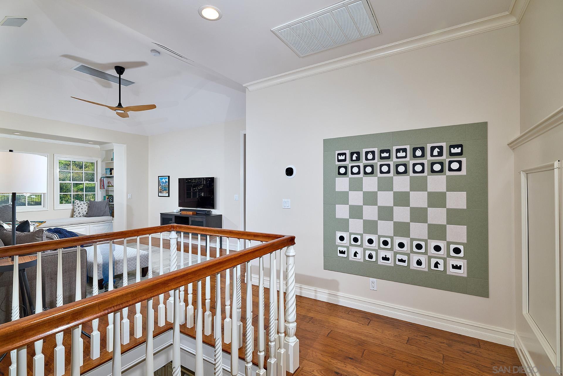 Detail Gallery Image 24 of 52 For 10154  Pinecastle St, San Diego,  CA 92131 - 4 Beds | 3/1 Baths