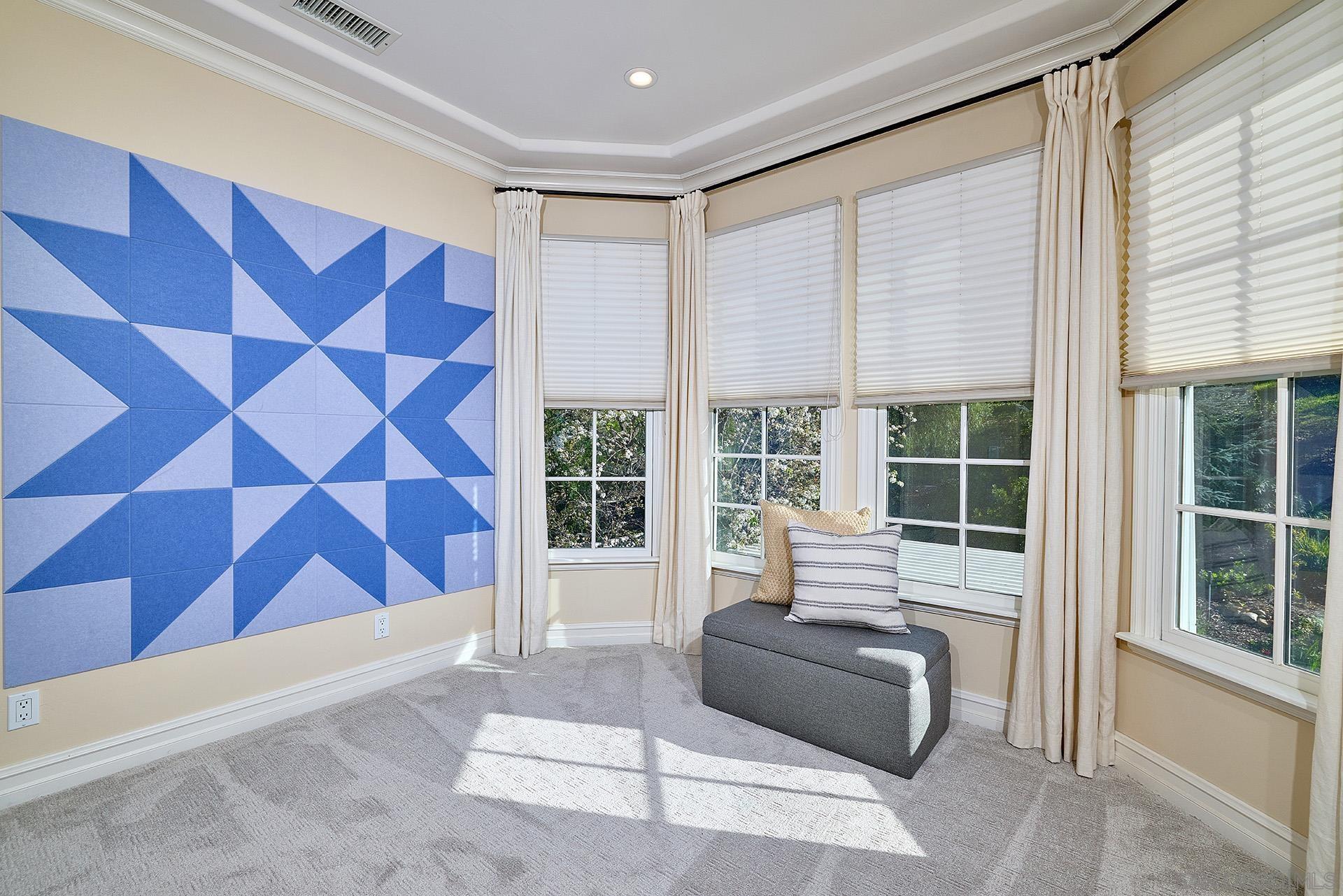 Detail Gallery Image 28 of 52 For 10154  Pinecastle St, San Diego,  CA 92131 - 4 Beds | 3/1 Baths