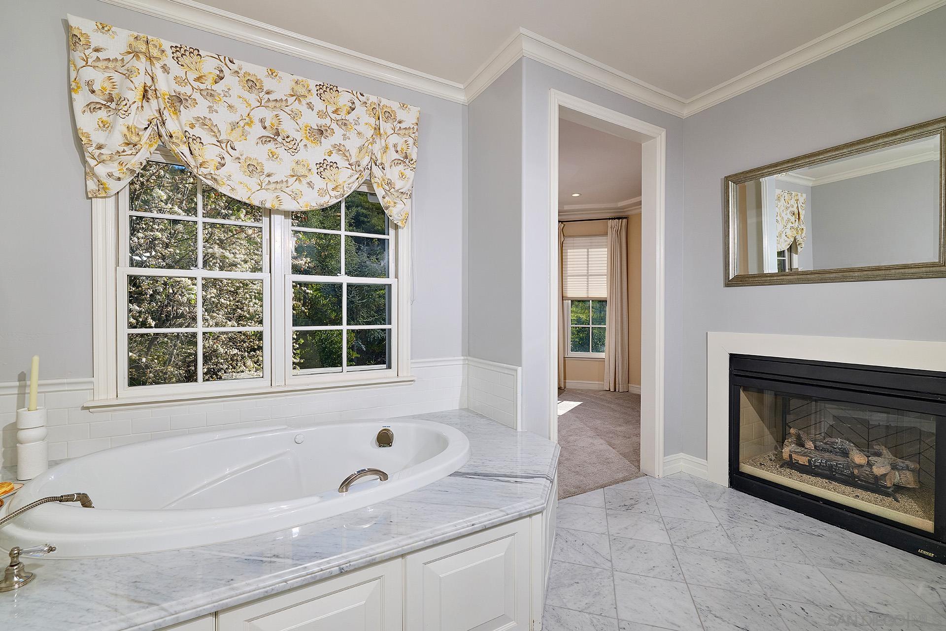 Detail Gallery Image 30 of 52 For 10154  Pinecastle St, San Diego,  CA 92131 - 4 Beds | 3/1 Baths