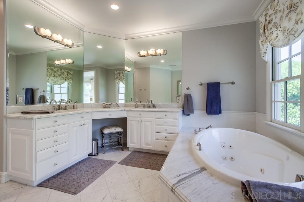 Detail Gallery Image 32 of 57 For , San Diego,  CA 92131 - 4 Beds | 3/1 Baths