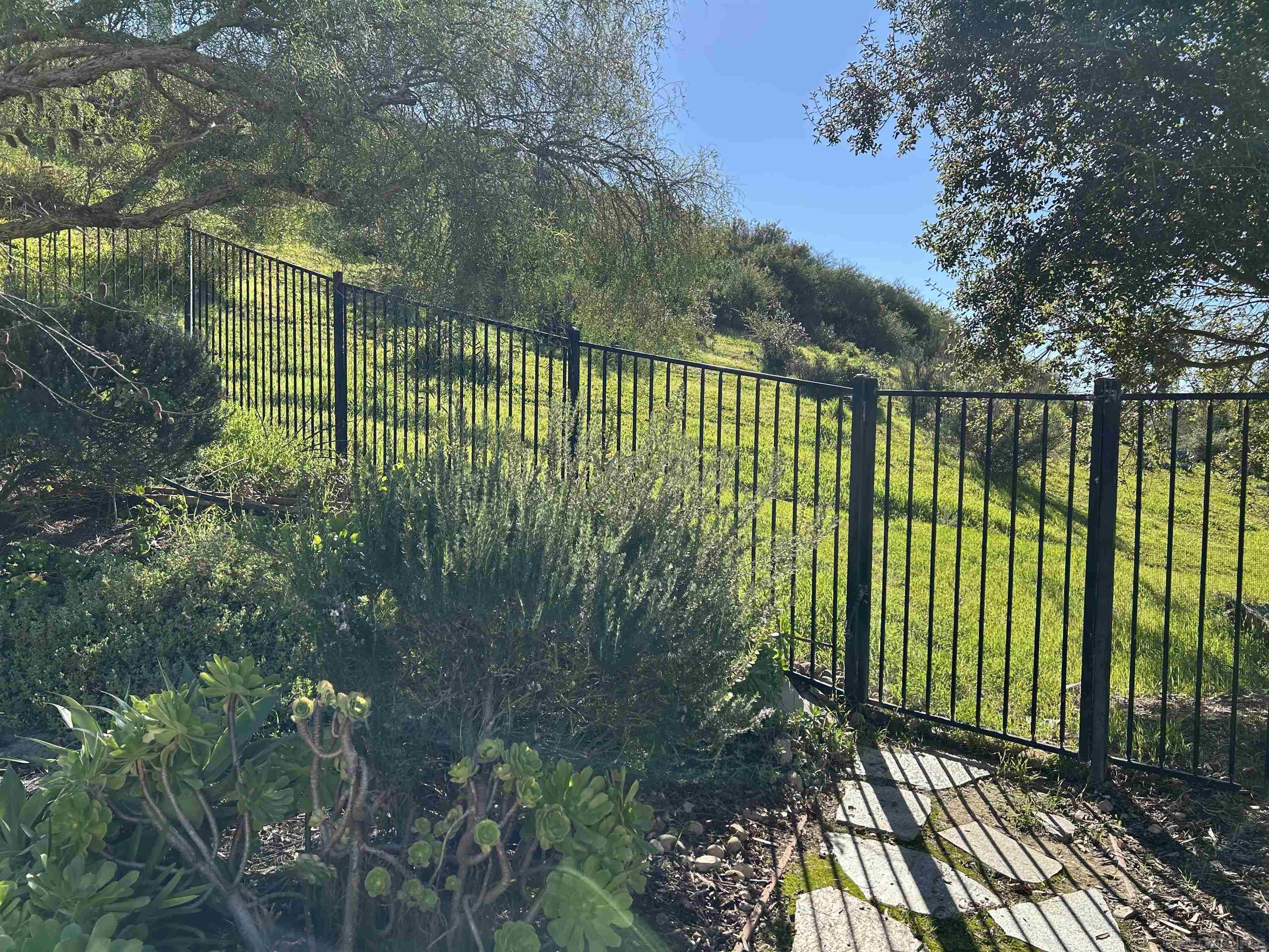 Detail Gallery Image 45 of 52 For 10154  Pinecastle St, San Diego,  CA 92131 - 4 Beds | 3/1 Baths