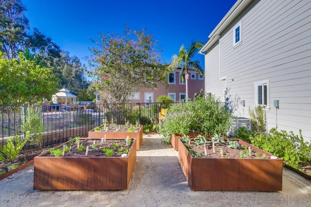 Detail Gallery Image 47 of 57 For , San Diego,  CA 92131 - 4 Beds | 3/1 Baths