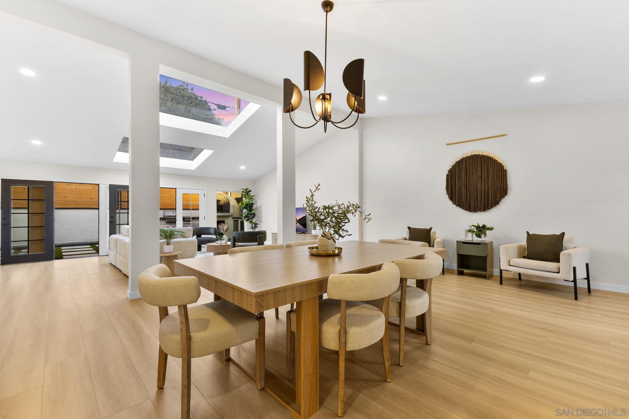 Detail Gallery Image 20 of 61 For 2128  Missouri St, San Diego,  CA 92109 - 4 Beds | 2 Baths