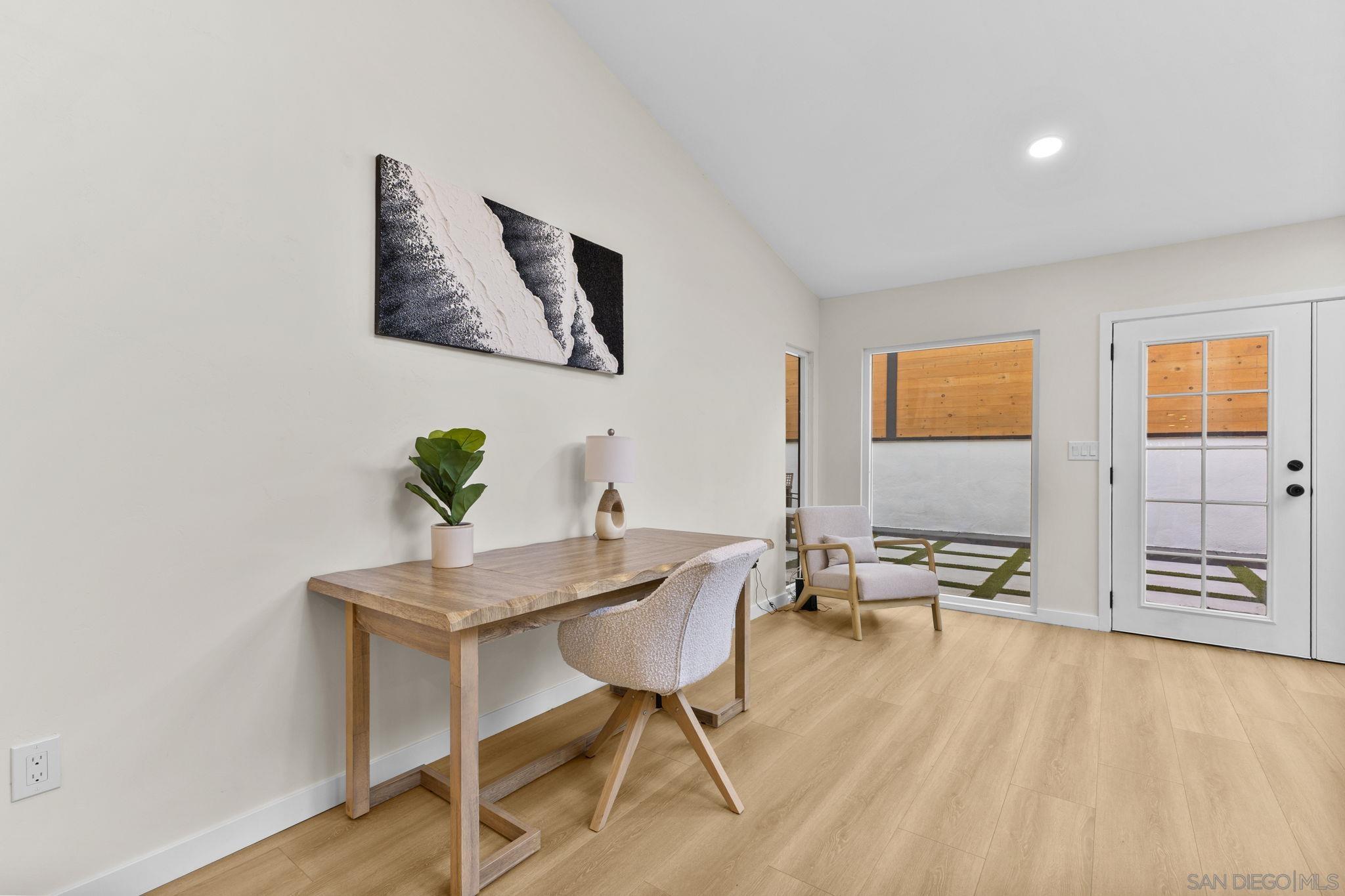 Detail Gallery Image 23 of 61 For 2128  Missouri St, San Diego,  CA 92109 - 4 Beds | 2 Baths