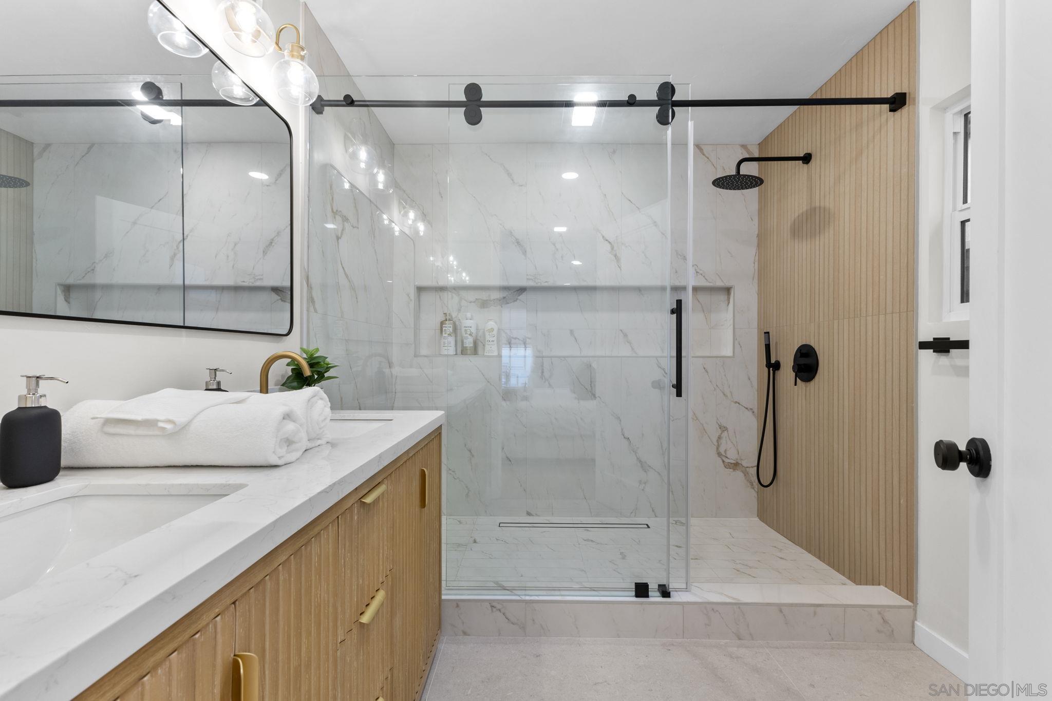 Detail Gallery Image 38 of 61 For 2128  Missouri St, San Diego,  CA 92109 - 4 Beds | 2 Baths