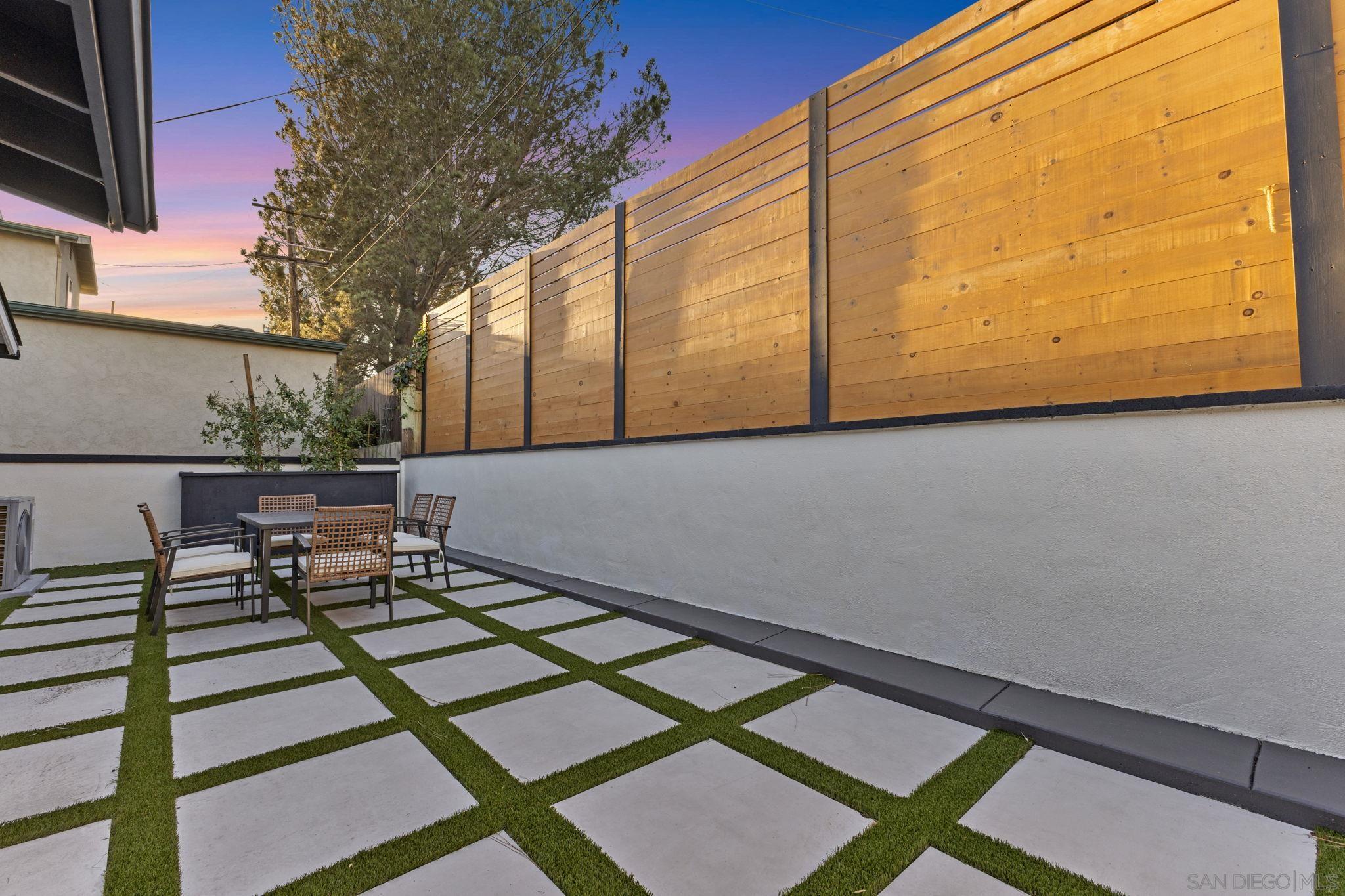 Detail Gallery Image 50 of 61 For 2128  Missouri St, San Diego,  CA 92109 - 4 Beds | 2 Baths