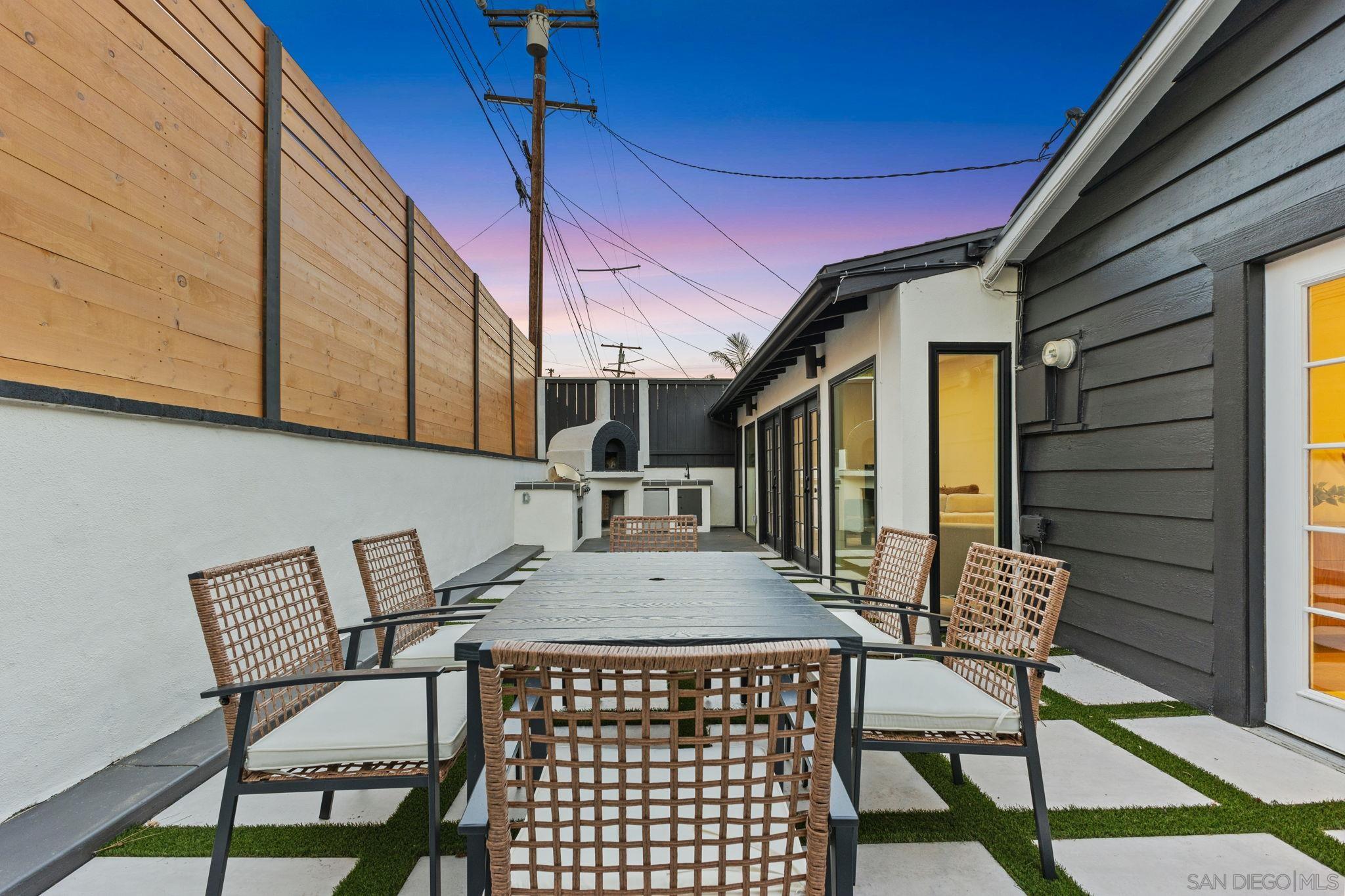 Detail Gallery Image 57 of 61 For 2128  Missouri St, San Diego,  CA 92109 - 4 Beds | 2 Baths