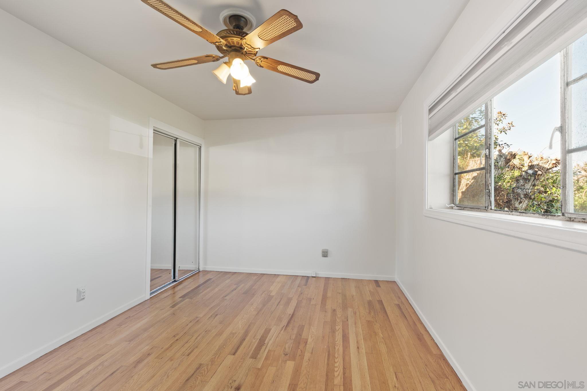 Detail Gallery Image 19 of 30 For 643  Nautilus, La Jolla,  CA 92037 - 3 Beds | 1 Baths