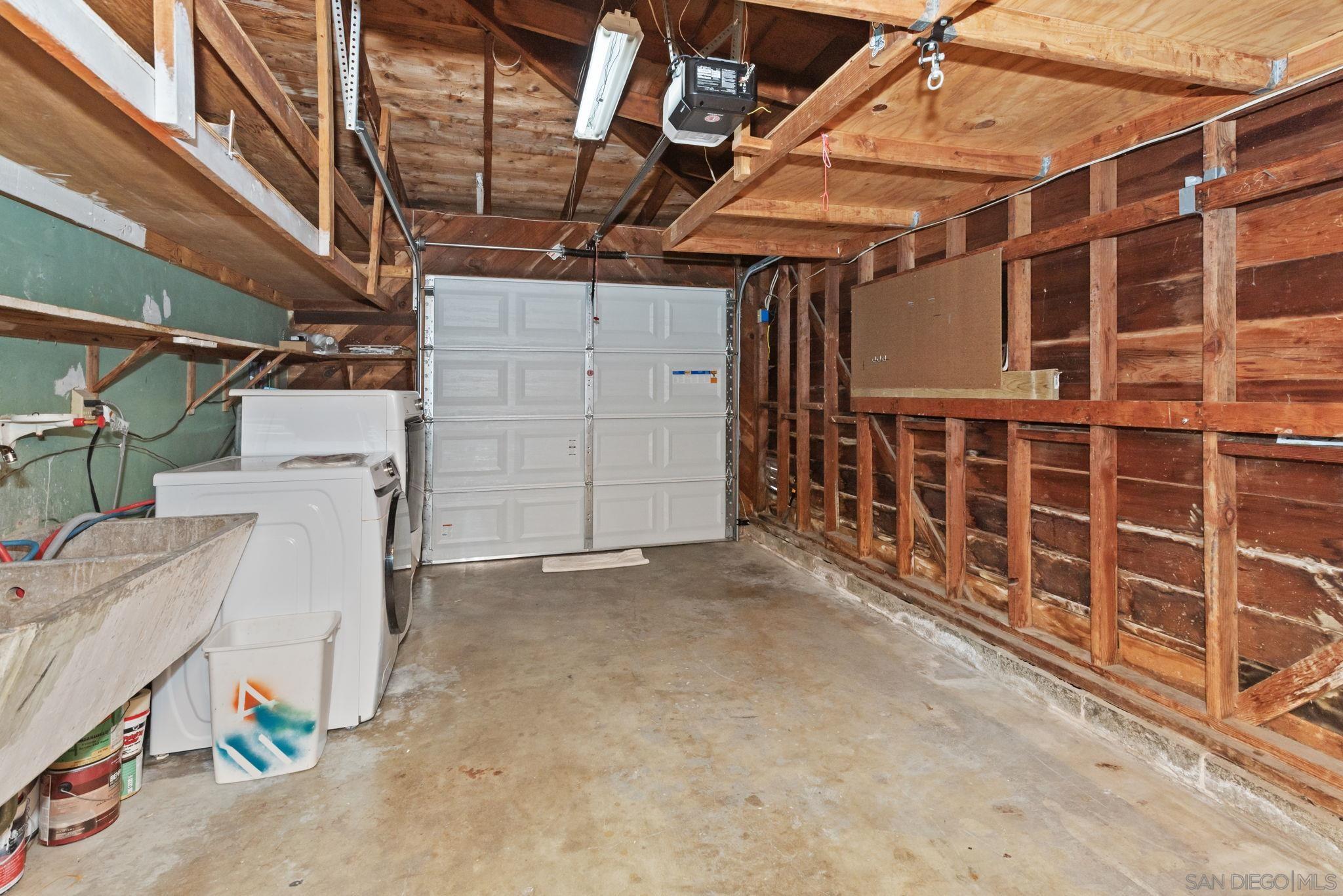 Detail Gallery Image 21 of 30 For 643  Nautilus, La Jolla,  CA 92037 - 3 Beds | 1 Baths