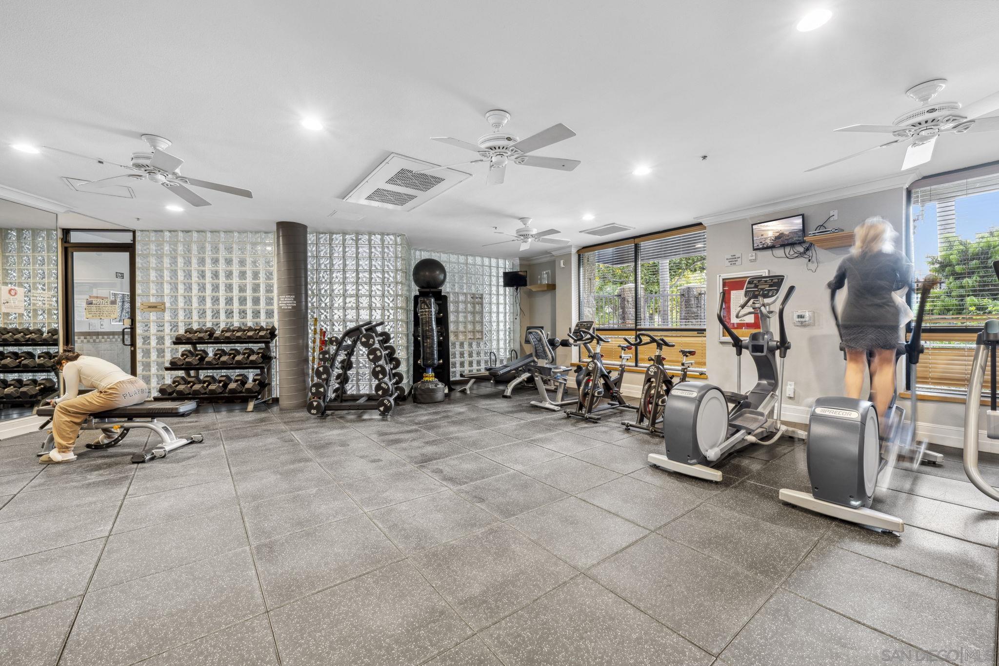 Detail Gallery Image 21 of 27 For 1400  Broadway  #1101,  San Diego,  CA 92101 - 2 Beds | 2 Baths