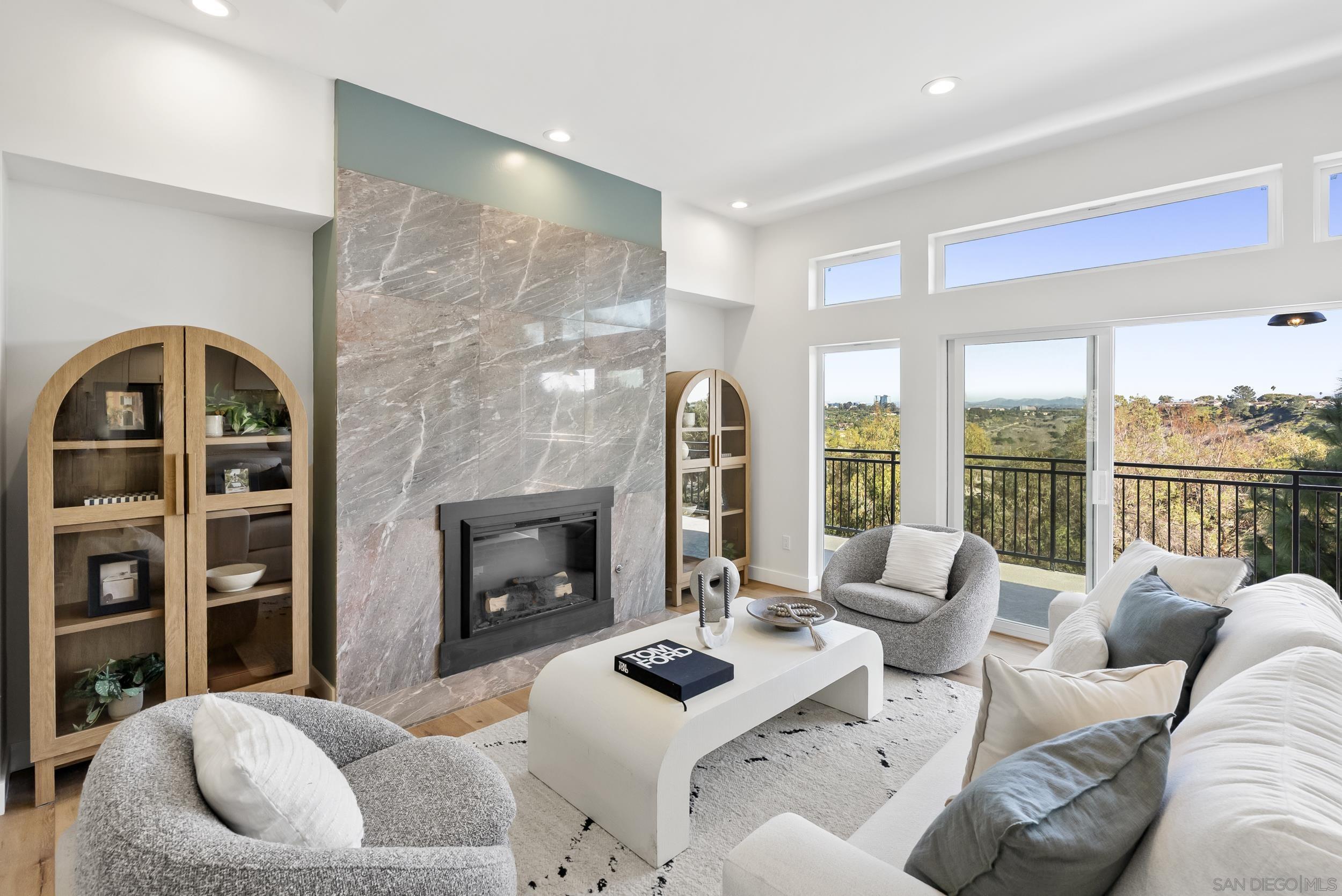 Detail Gallery Image 9 of 70 For 7875  Bellakaren Pl, La Jolla,  CA 92037 - – Beds | – Baths