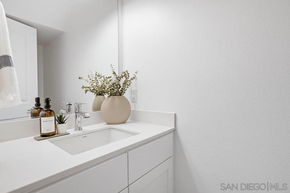 Detail Gallery Image 18 of 39 For 940  Cooper Pl., San Diego,  CA 92102 - 3 Beds | 2/1 Baths