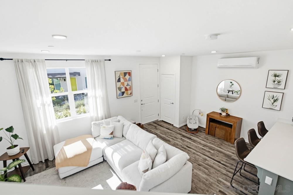 Detail Gallery Image 20 of 39 For 940  Cooper Pl., San Diego,  CA 92102 - 3 Beds | 2/1 Baths