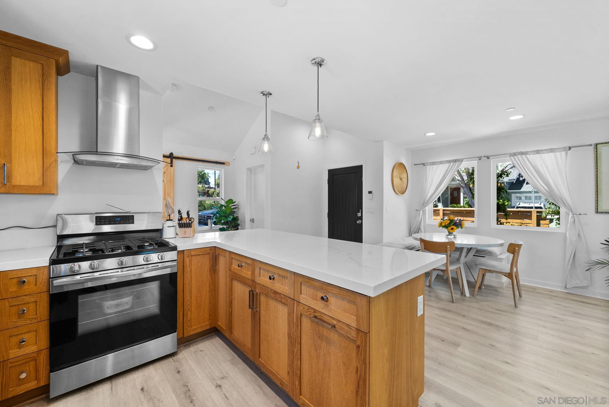 Detail Gallery Image 12 of 37 For 4865  39th Street, San Diego,  CA 92116 - 3 Beds | 2/1 Baths