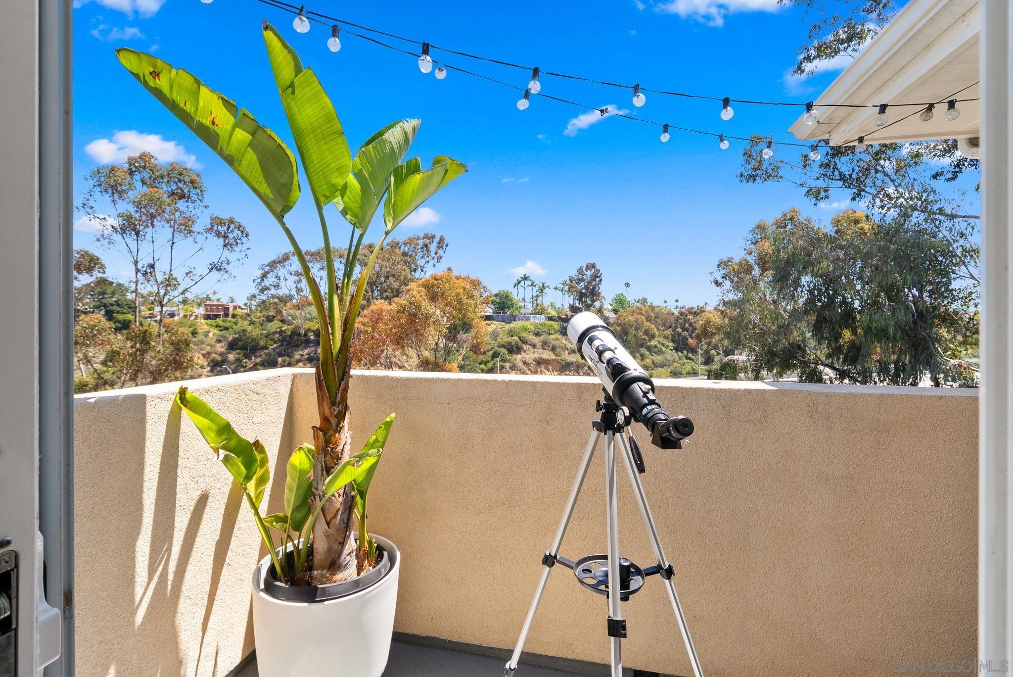 Detail Gallery Image 8 of 37 For 4865  39th Street, San Diego,  CA 92116 - 3 Beds | 2/1 Baths