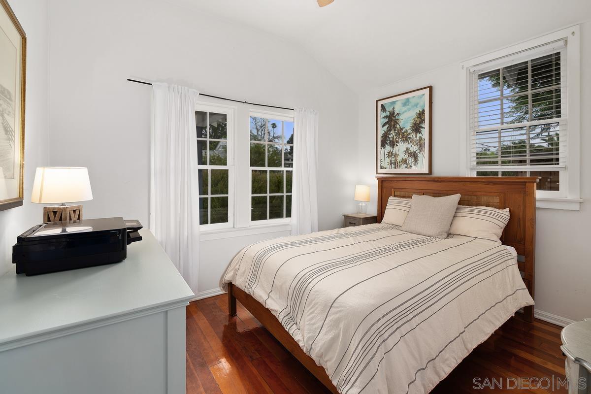 Detail Gallery Image 13 of 23 For Rios, Solana Beach,  CA 92075 - 2 Beds | 1 Baths