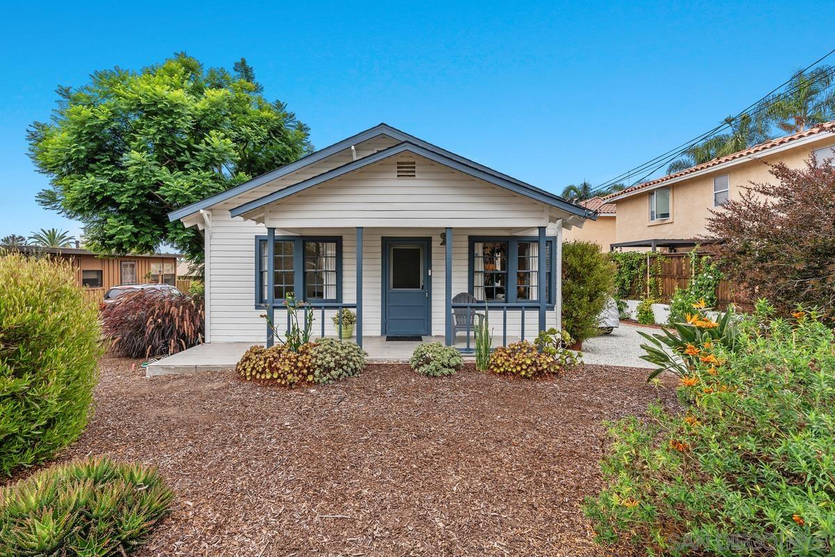 Detail Gallery Image 4 of 23 For Rios, Solana Beach,  CA 92075 - 2 Beds | 1 Baths