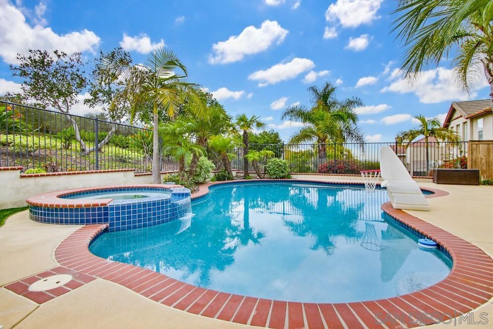 Detail Gallery Image 30 of 42 For 10435  Westward Ct, San Diego,  CA 92131 - 5 Beds | 3 Baths