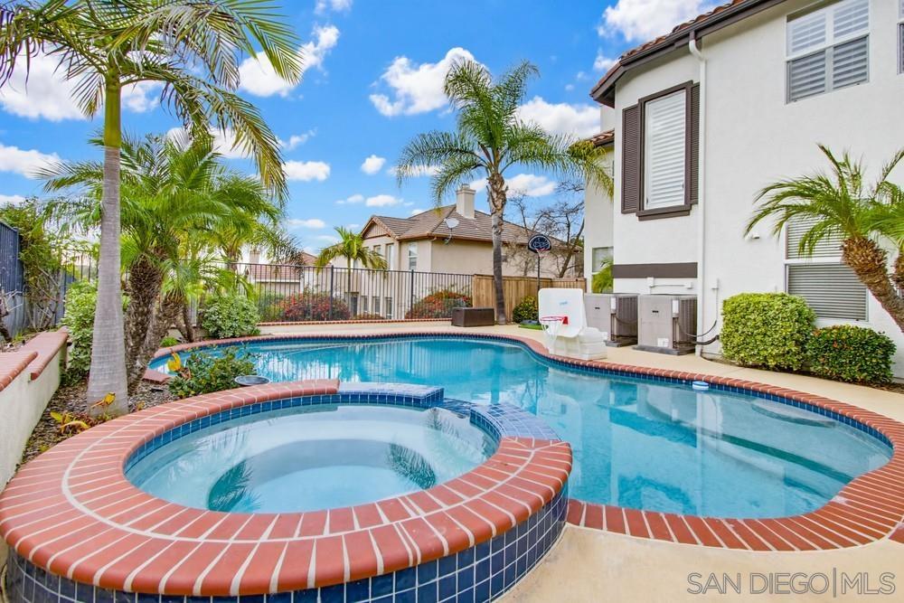 Detail Gallery Image 31 of 42 For 10435  Westward Ct, San Diego,  CA 92131 - 5 Beds | 3 Baths