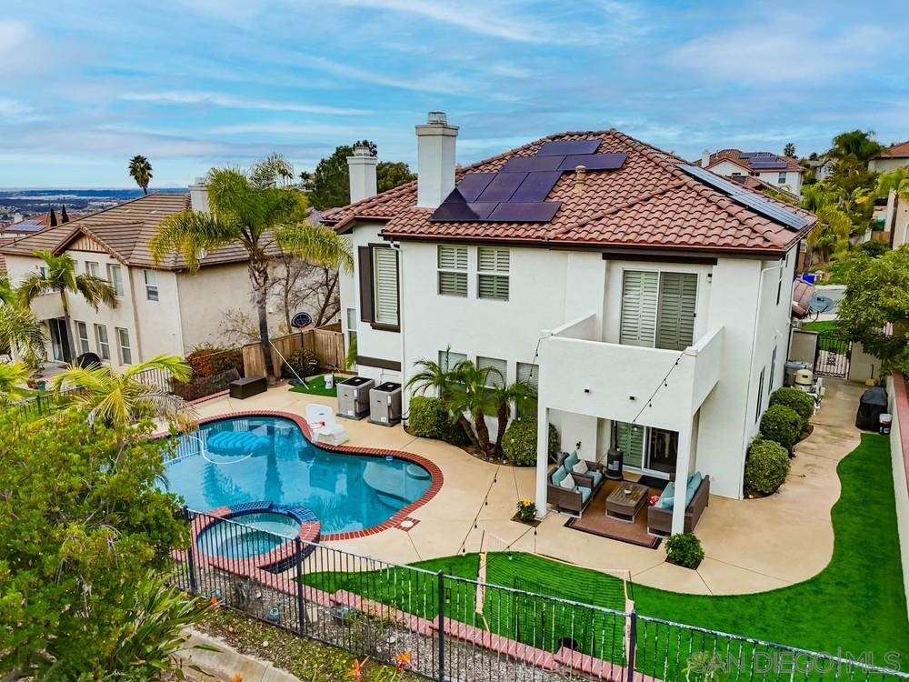 Detail Gallery Image 34 of 42 For 10435  Westward Ct, San Diego,  CA 92131 - 5 Beds | 3 Baths