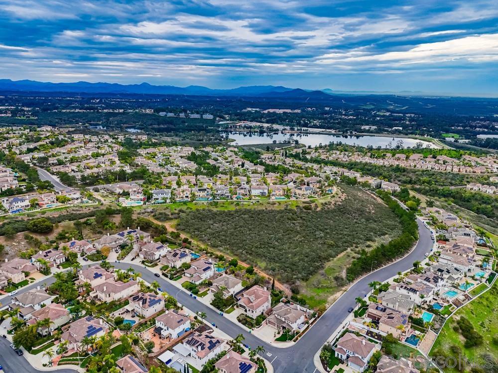 Detail Gallery Image 37 of 42 For 10435  Westward Ct, San Diego,  CA 92131 - 5 Beds | 3 Baths