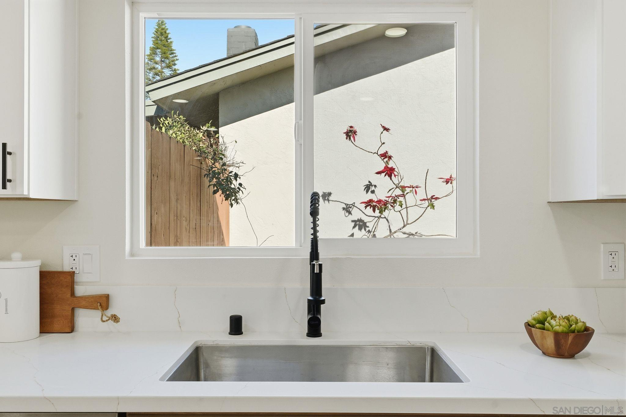 Detail Gallery Image 25 of 31 For 7388  Turnford Dr, San Diego,  CA 92119 - 4 Beds | 2 Baths