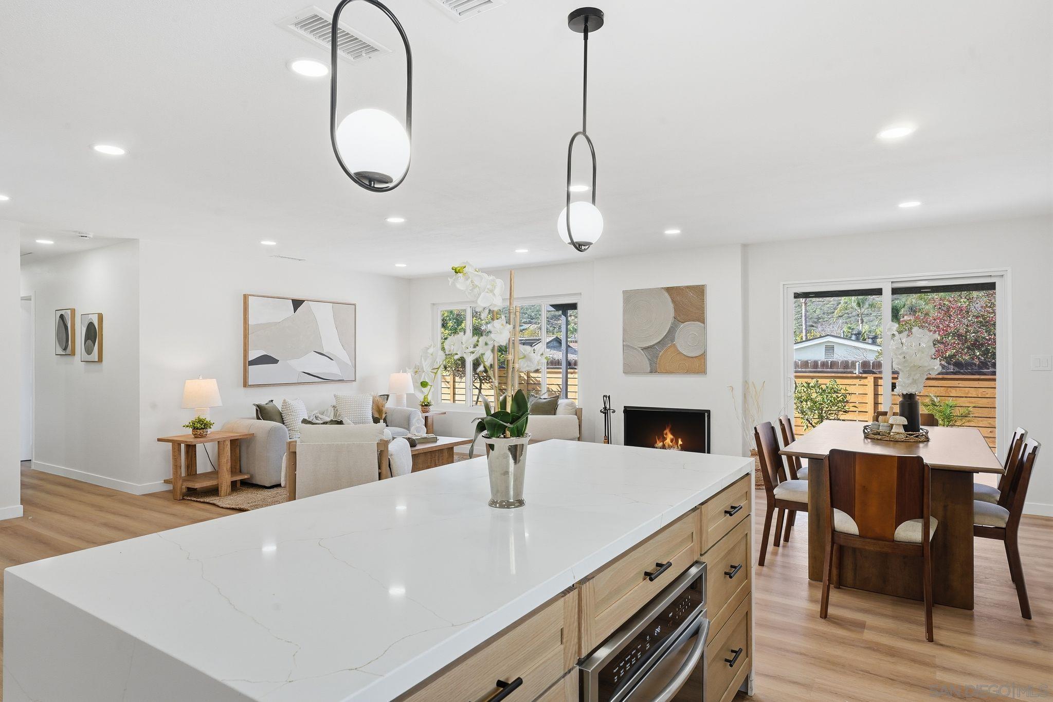 Detail Gallery Image 8 of 31 For 7388  Turnford Dr, San Diego,  CA 92119 - 4 Beds | 2 Baths