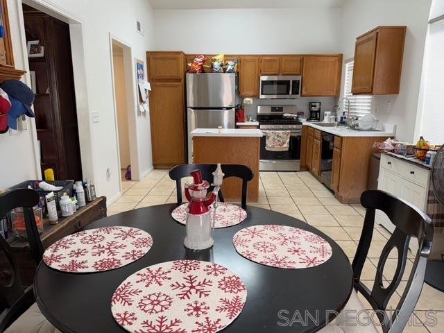 Detail Gallery Image 14 of 19 For 678  Mesquite, Imperial,  CA 92251 - 4 Beds | 2 Baths