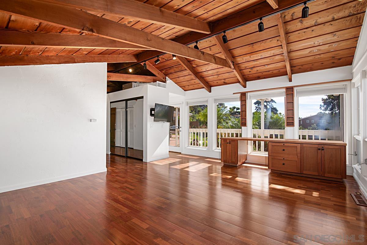 Detail Gallery Image 19 of 42 For 573  Amphitheatre Dr, Del Mar,  CA 92014 - 4 Beds | 3 Baths