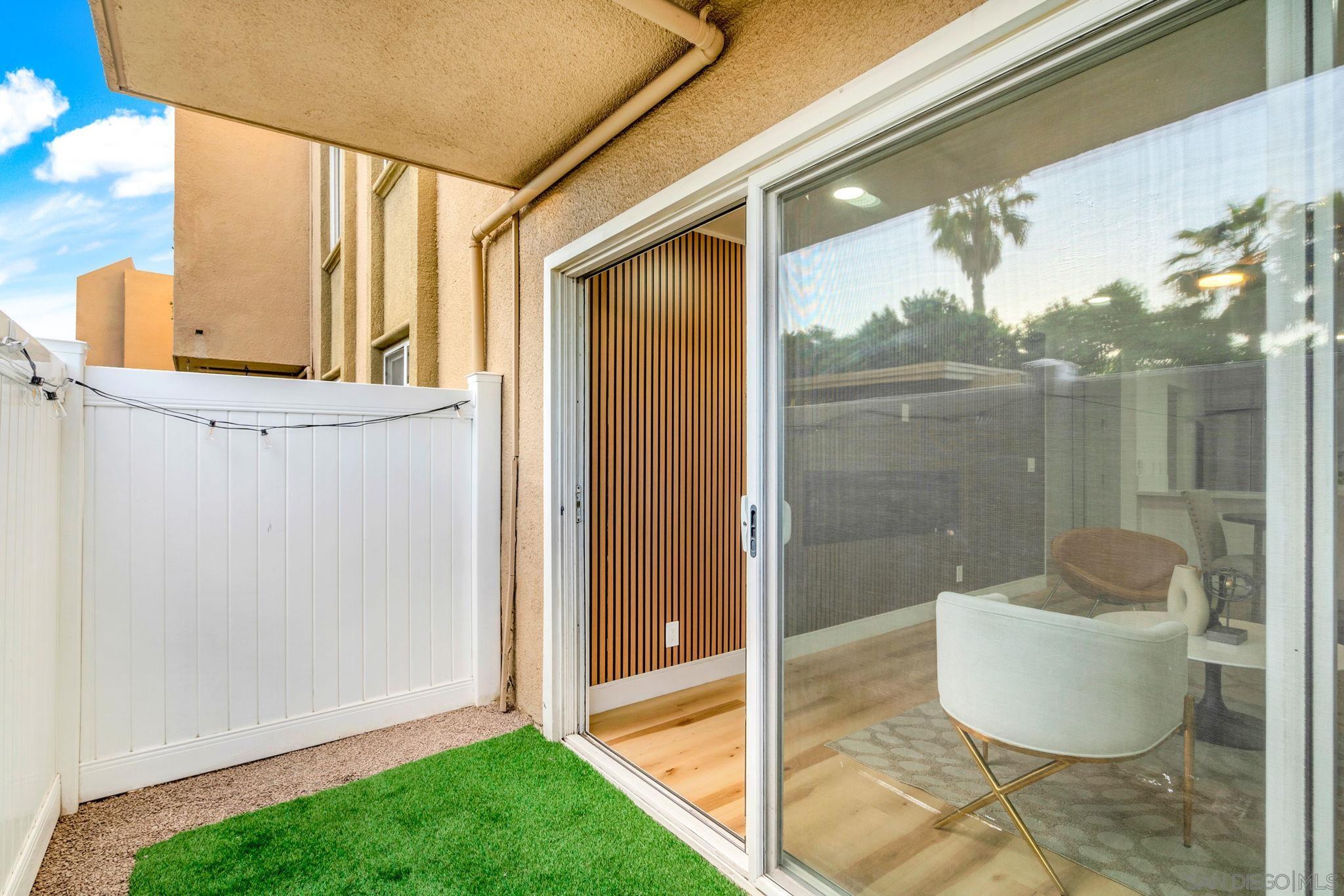 Detail Gallery Image 12 of 26 For 3030  Suncrest Dr  104, San Diego,  CA 92116 - 1 Beds | 1 Baths
