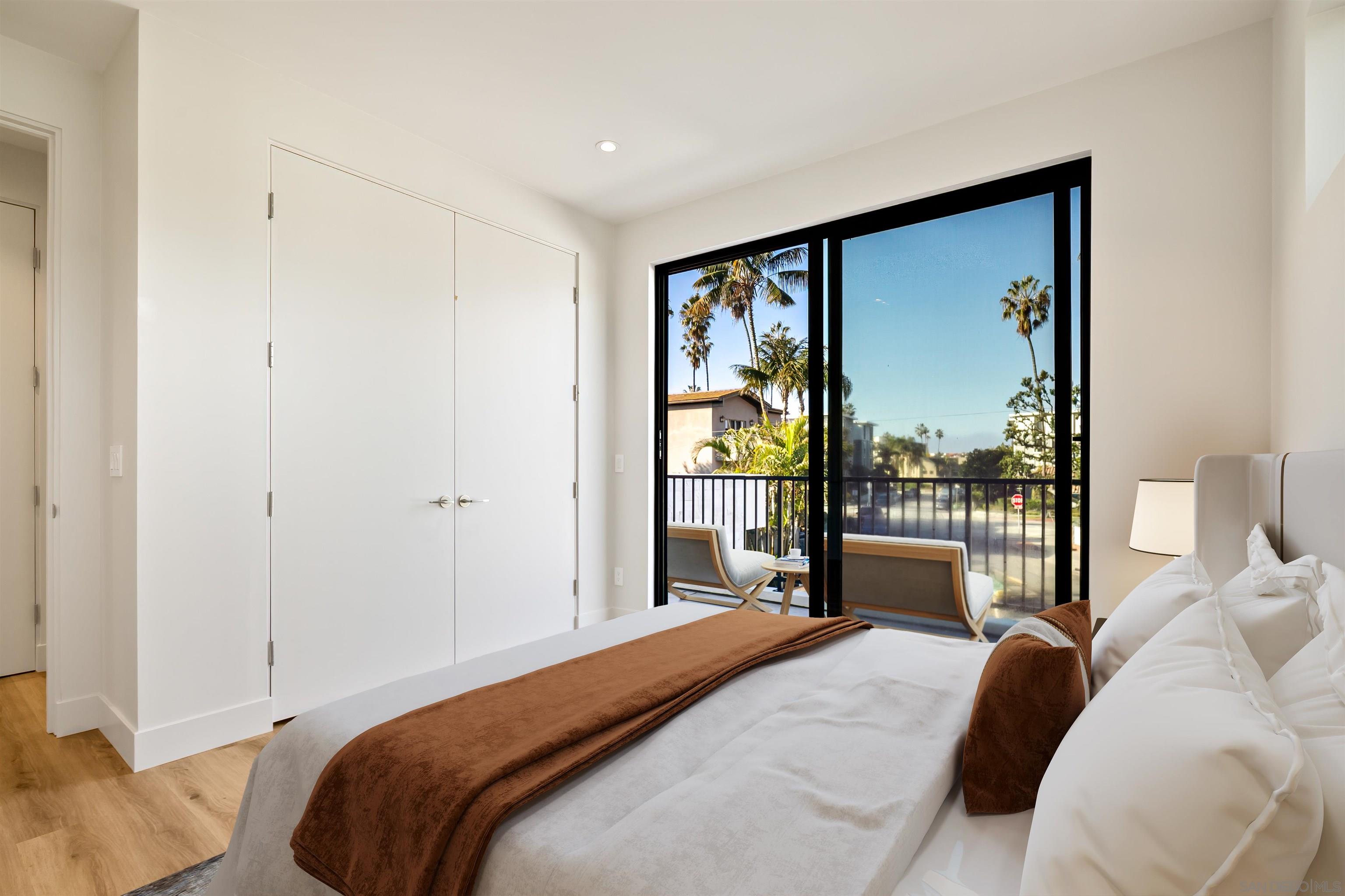 Detail Gallery Image 12 of 17 For 8168  Paseo Del Ocaso  2nd Floor Adu, La Jolla,  CA 92037 - 1 Beds | 1 Baths