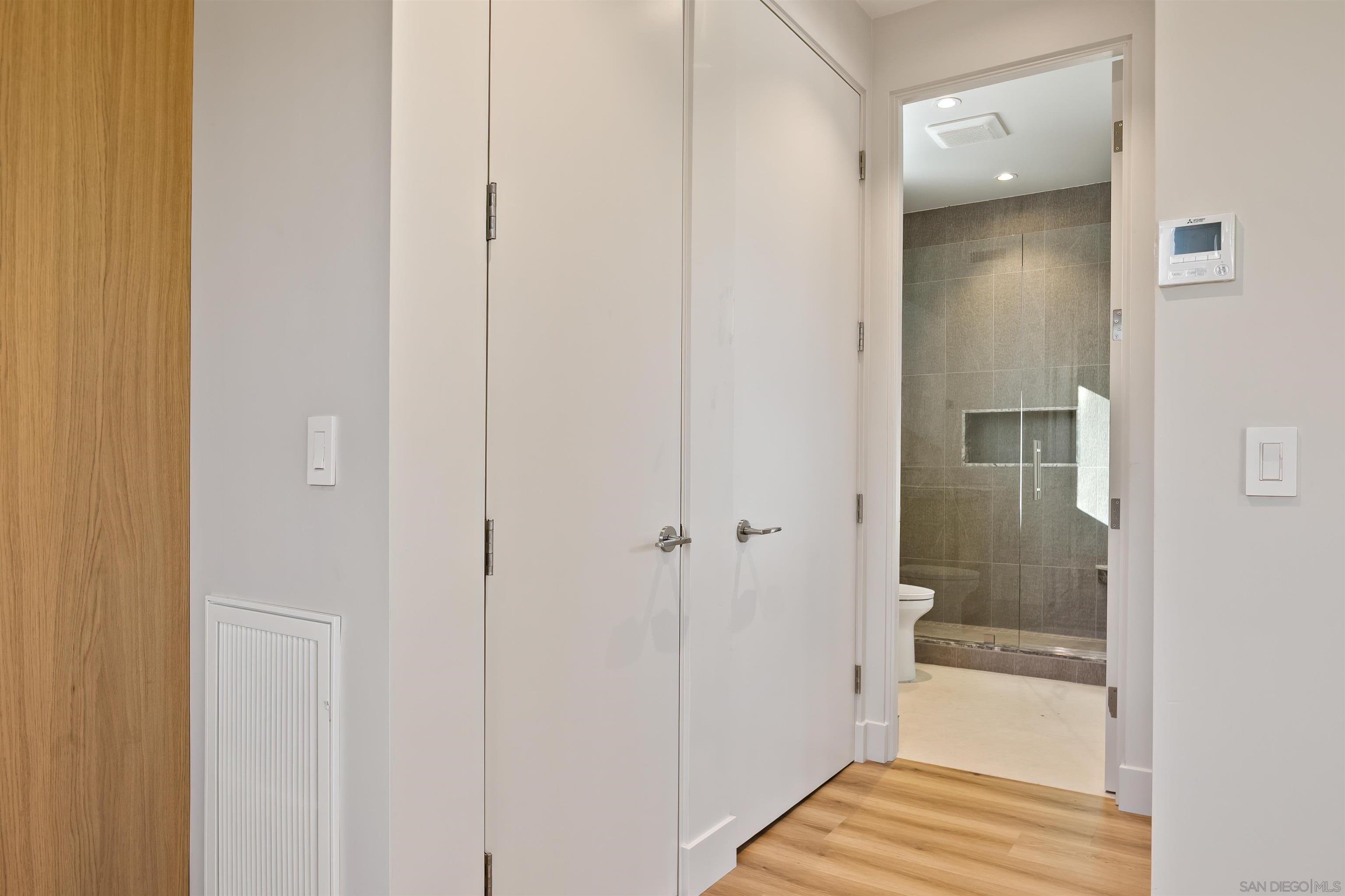 Detail Gallery Image 9 of 17 For 8168  Paseo Del Ocaso  2nd Floor Adu, La Jolla,  CA 92037 - 1 Beds | 1 Baths