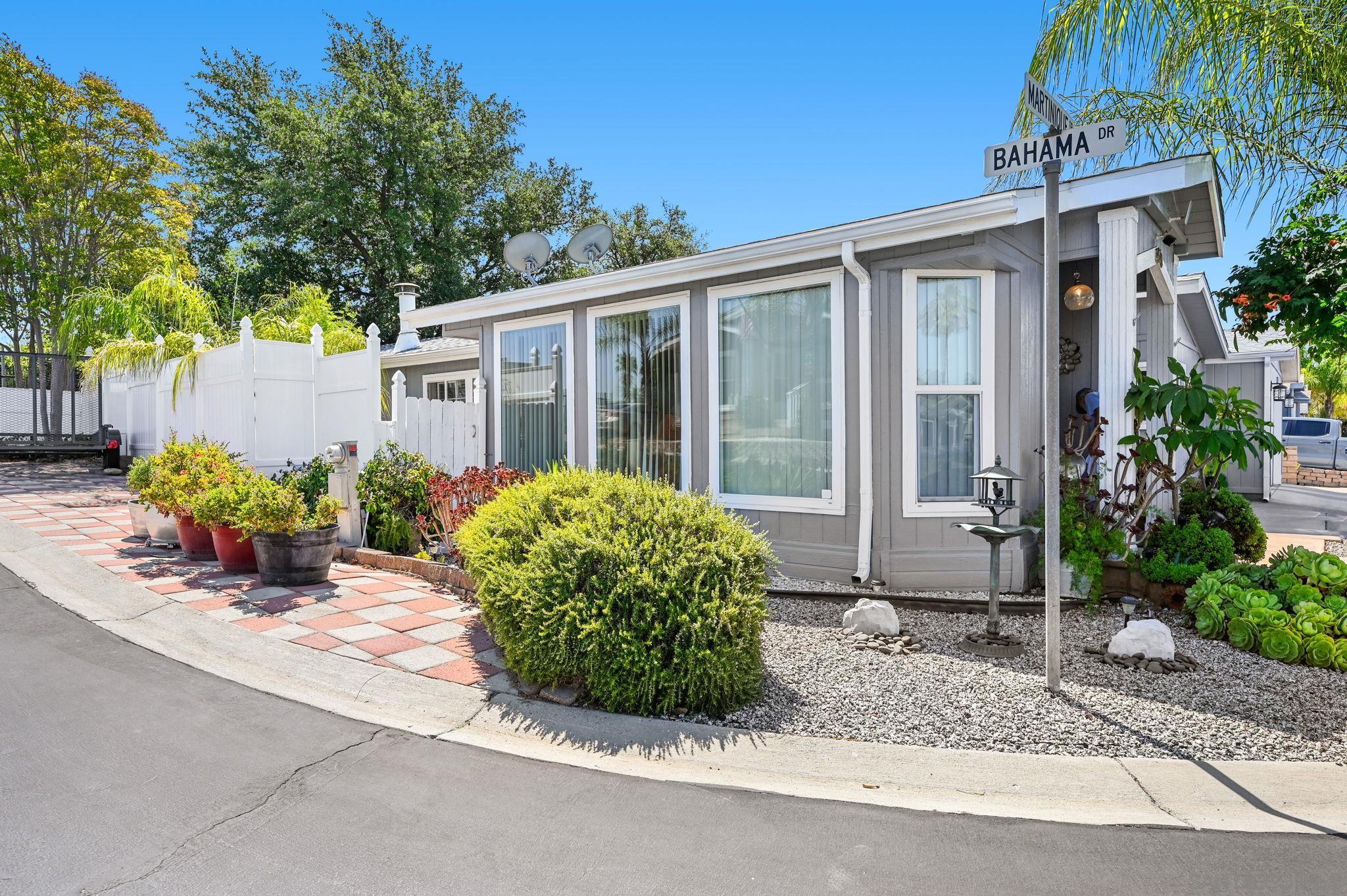 Detail Gallery Image 28 of 35 For 1410  Martinique Drive, Hemet,  CA 92543 - 4 Beds | 3 Baths