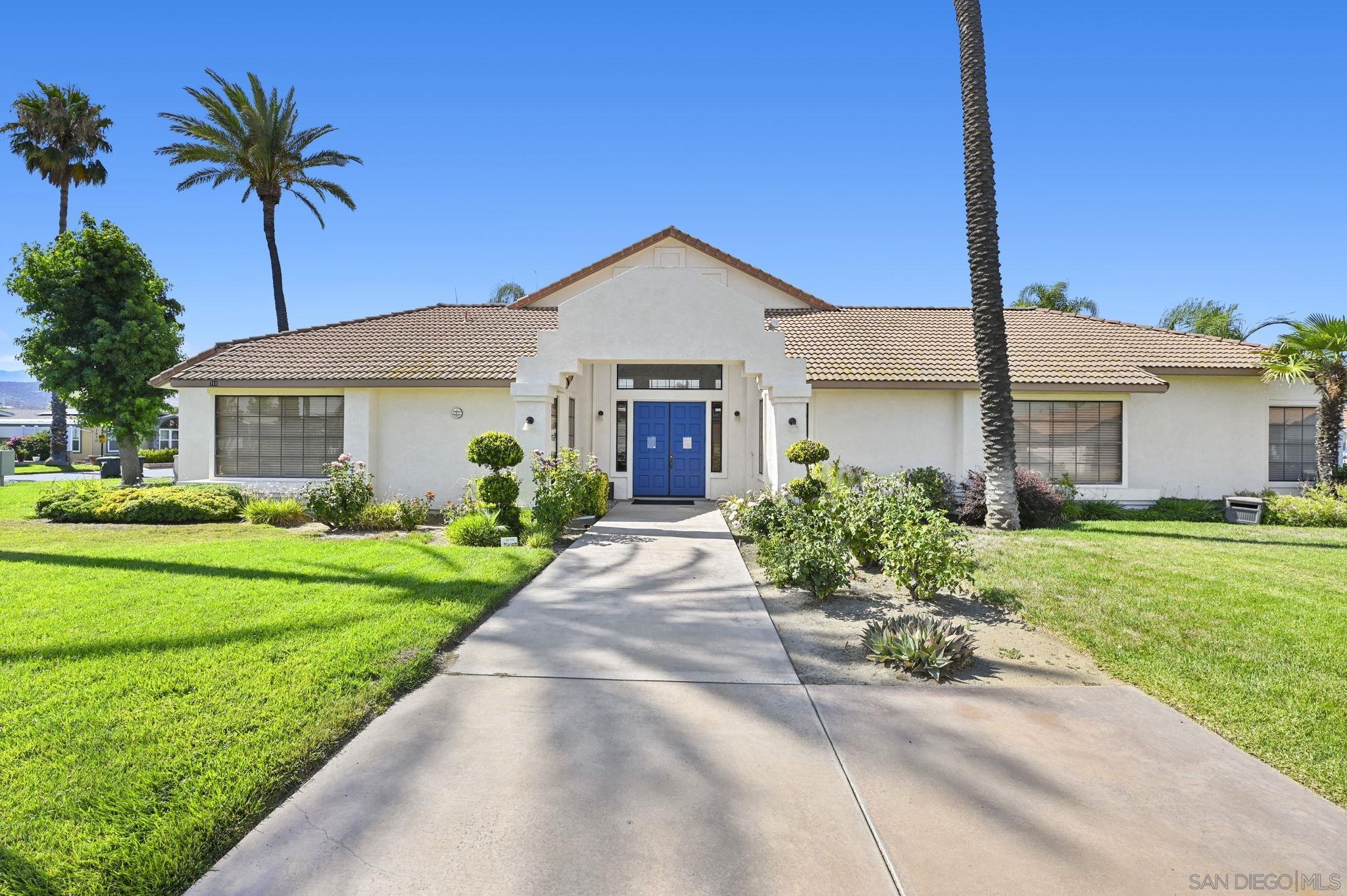 Detail Gallery Image 29 of 35 For 1410  Martinique Drive, Hemet,  CA 92543 - 4 Beds | 3 Baths