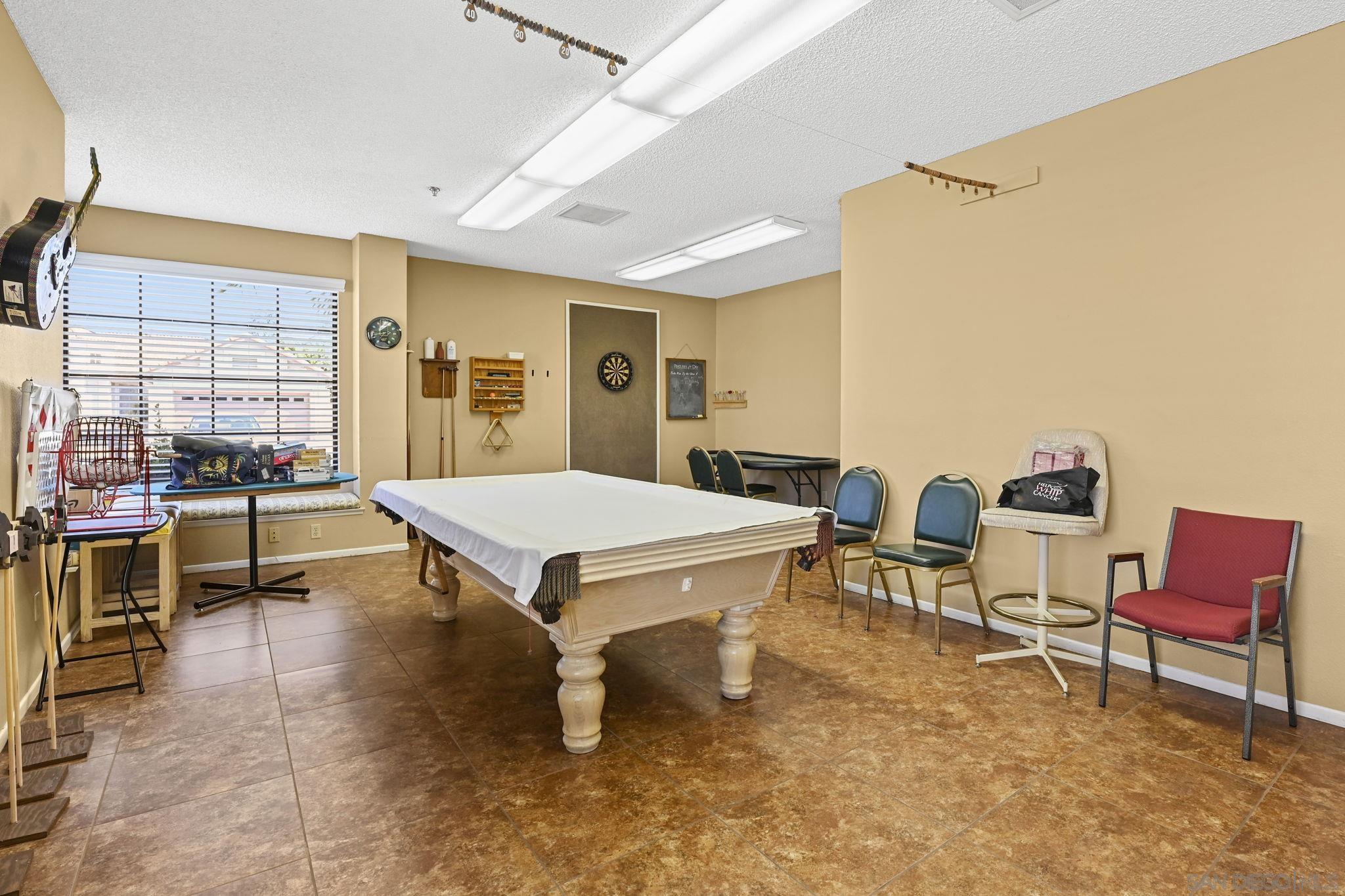 Detail Gallery Image 31 of 35 For 1410  Martinique Drive, Hemet,  CA 92543 - 4 Beds | 3 Baths