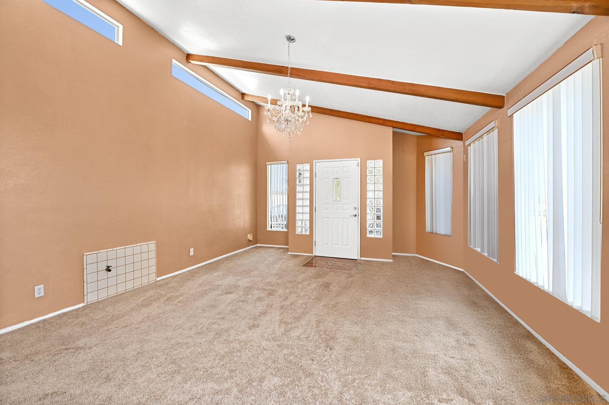 Detail Gallery Image 7 of 35 For 1410  Martinique Drive, Hemet,  CA 92543 - 4 Beds | 3 Baths