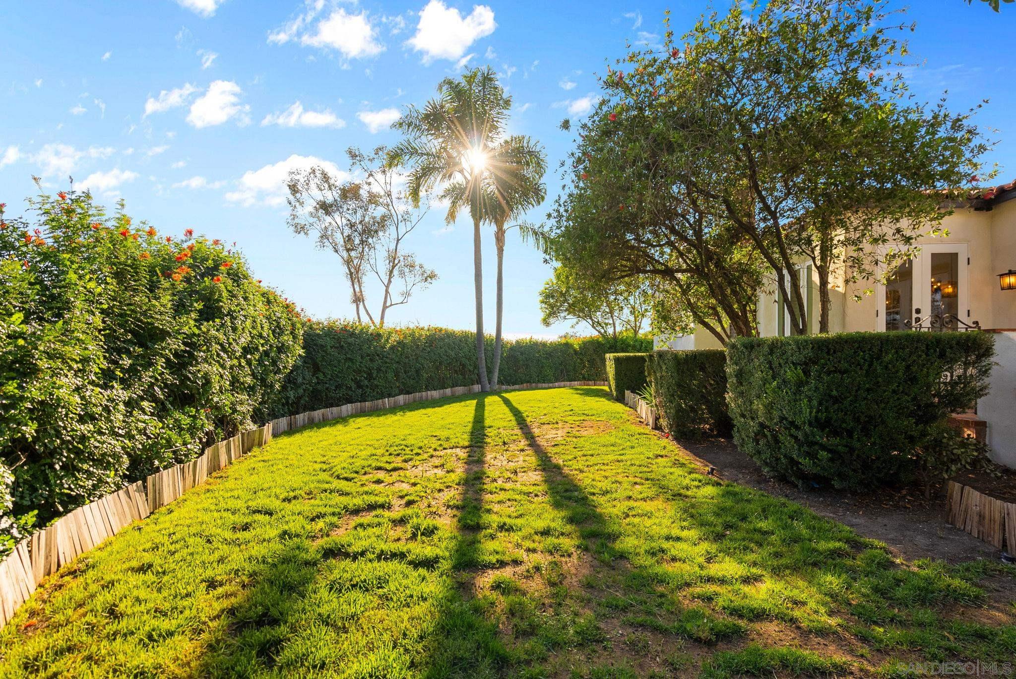 Detail Gallery Image 17 of 40 For 700  Wakefield Ct, El Cajon,  CA 92020 - 4 Beds | 4 Baths