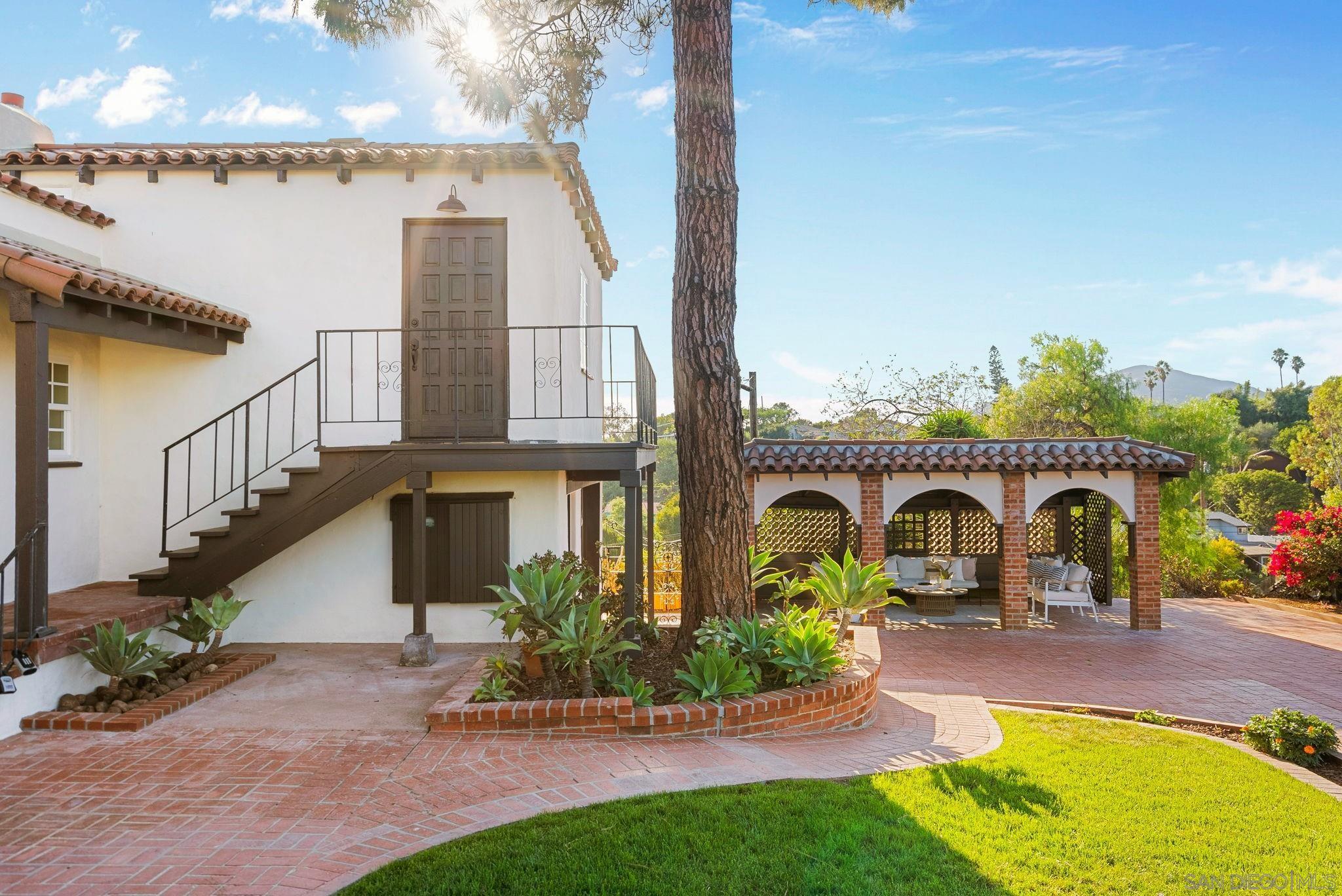 Detail Gallery Image 24 of 40 For 700  Wakefield Ct, El Cajon,  CA 92020 - 4 Beds | 4 Baths