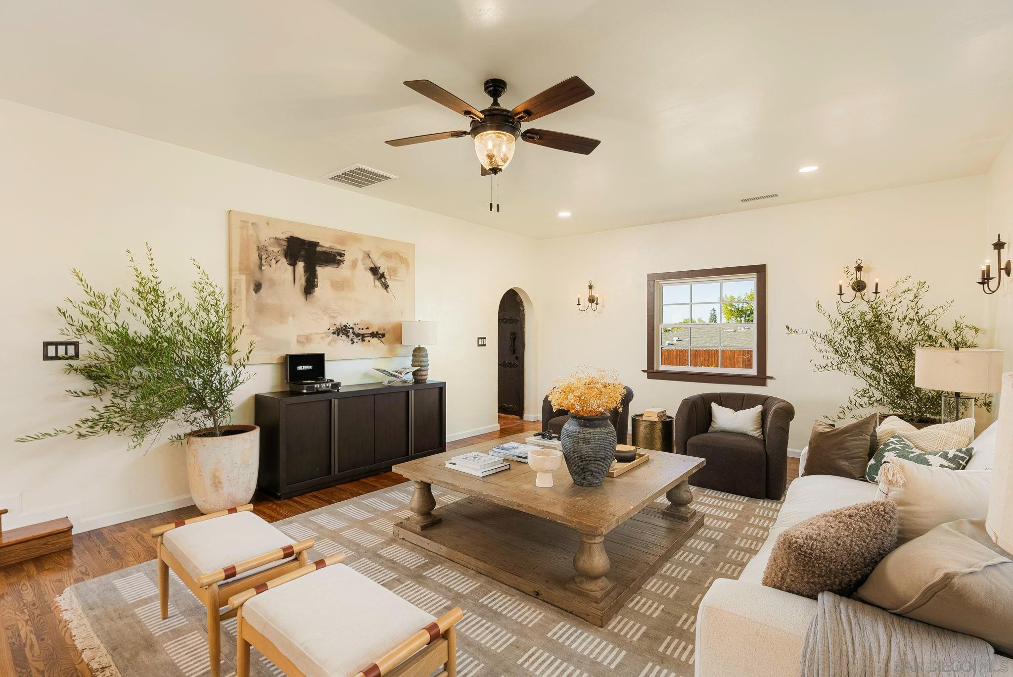 Detail Gallery Image 28 of 40 For 700  Wakefield Ct, El Cajon,  CA 92020 - 4 Beds | 4 Baths