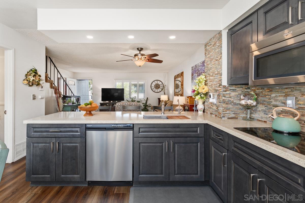 Front Image Thumbnail for SD2600510