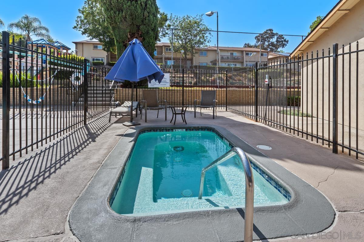 Detail Gallery Image 34 of 41 For 5800  Lake Murray Blvd  #83,  La Mesa,  CA 91942 - 2 Beds | 1/1 Baths
