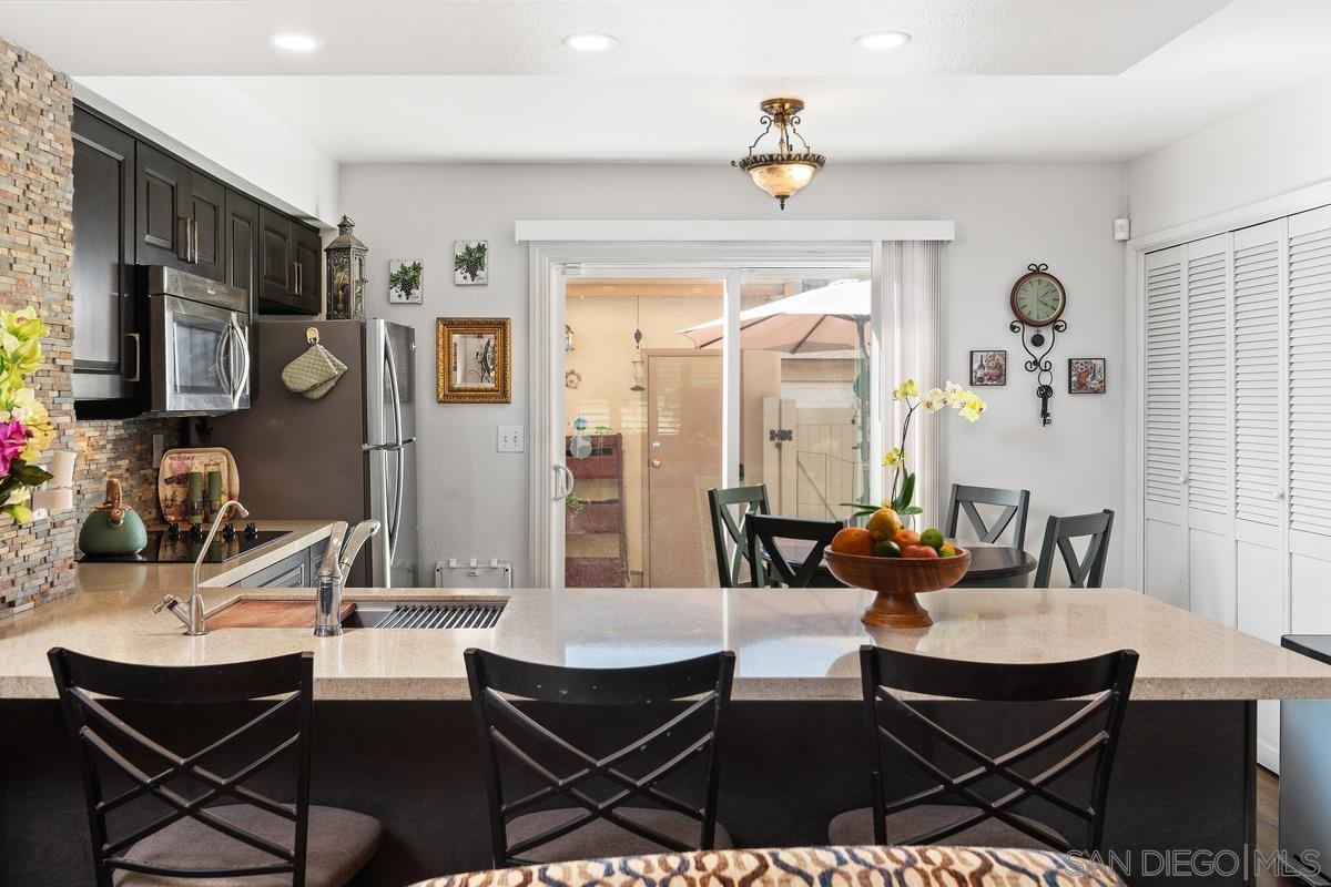 Detail Gallery Image 8 of 41 For 5800  Lake Murray Blvd  #83,  La Mesa,  CA 91942 - 2 Beds | 1/1 Baths