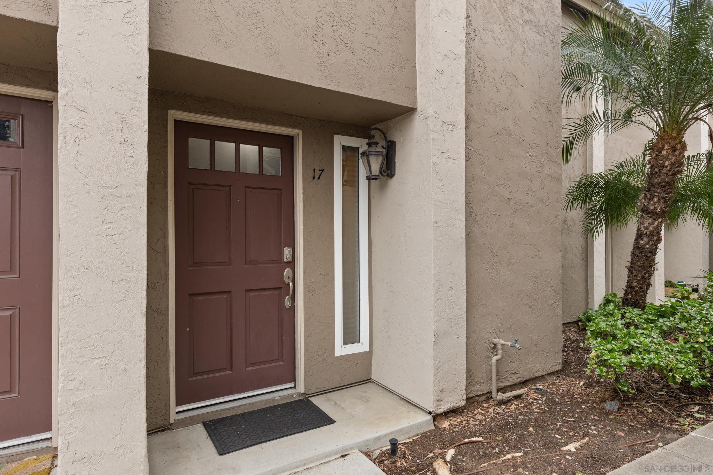 Detail Gallery Image 12 of 29 For 10224  Maya Linda Road  #17,  San Diego,  CA 92126 - 2 Beds | 1/1 Baths