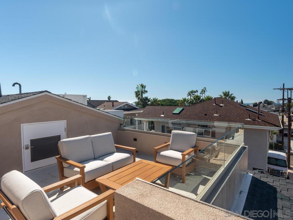 Detail Gallery Image 48 of 75 For 938  Opal, San Diego,  CA 92109 - 5 Beds | 3/1 Baths